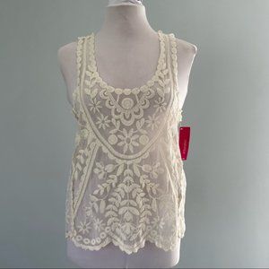IVORY LACE OVER-LAY TOP